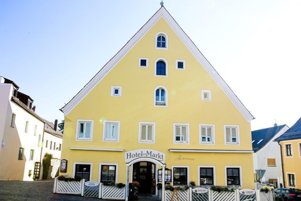 Hotel Am Markt Greding Eksteriør billede