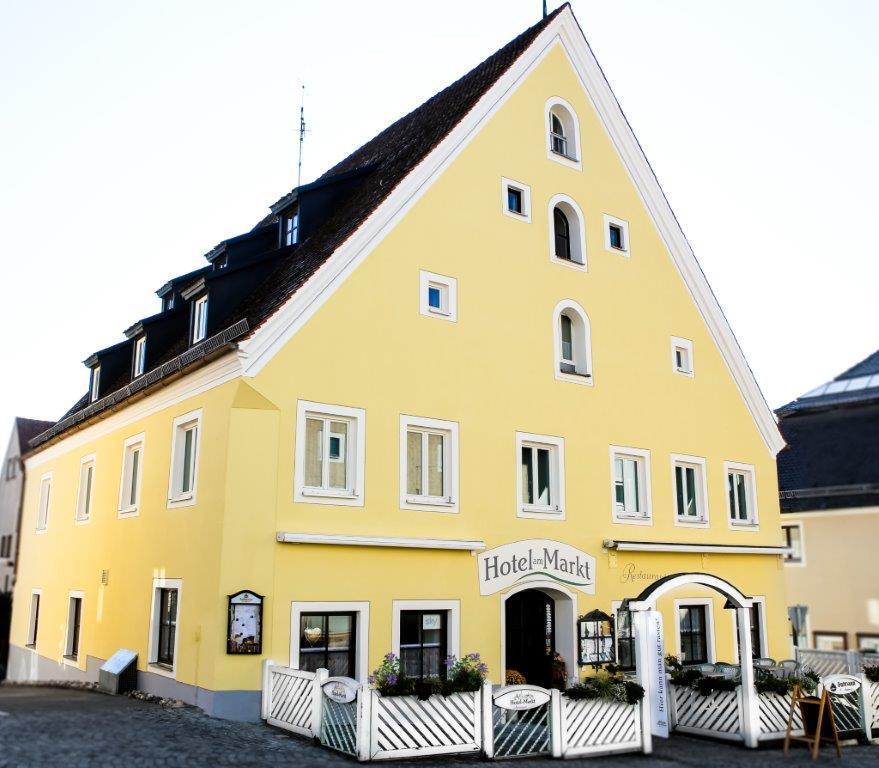Hotel Am Markt Greding Eksteriør billede